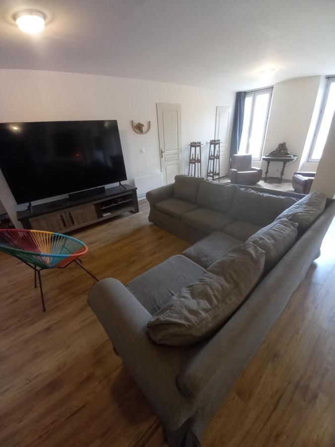 Logement Entier Spacieux Et Confortable A 1 H De Paris Courtenay  Buitenkant foto