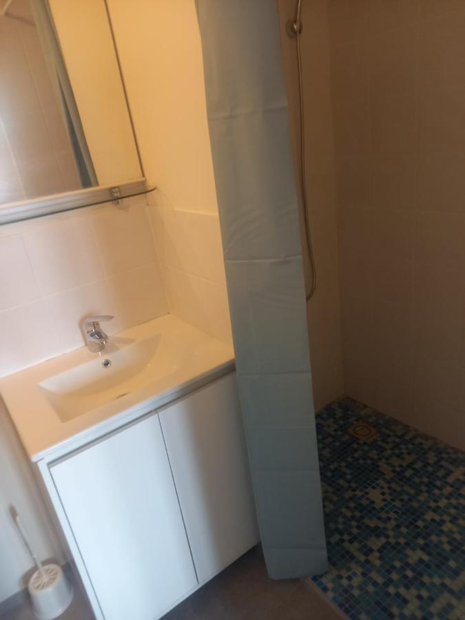 Logement Entier Spacieux Et Confortable A 1 H De Paris Courtenay  Buitenkant foto