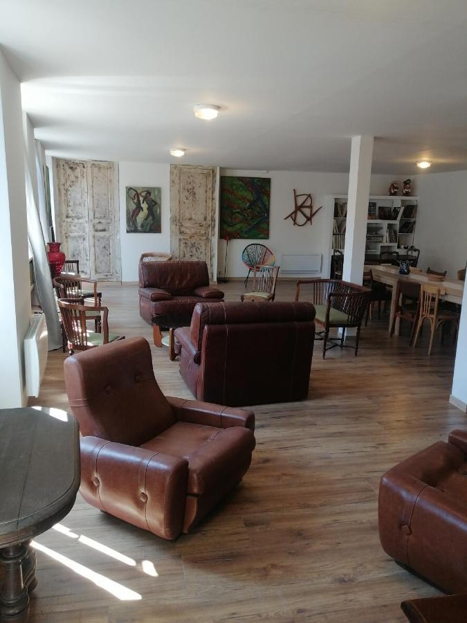Logement Entier Spacieux Et Confortable A 1 H De Paris Courtenay  Buitenkant foto