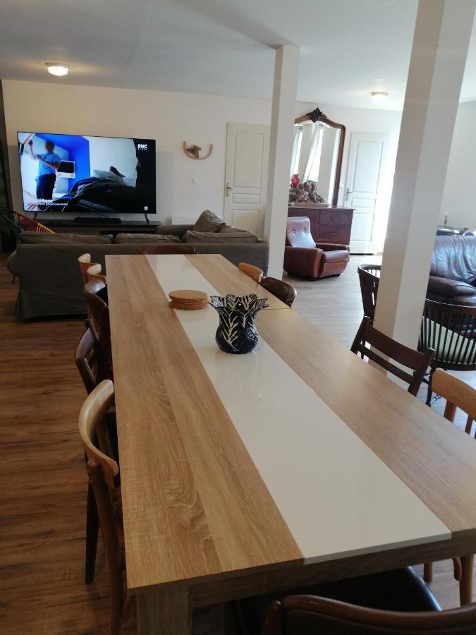 Logement Entier Spacieux Et Confortable A 1 H De Paris Courtenay  Buitenkant foto