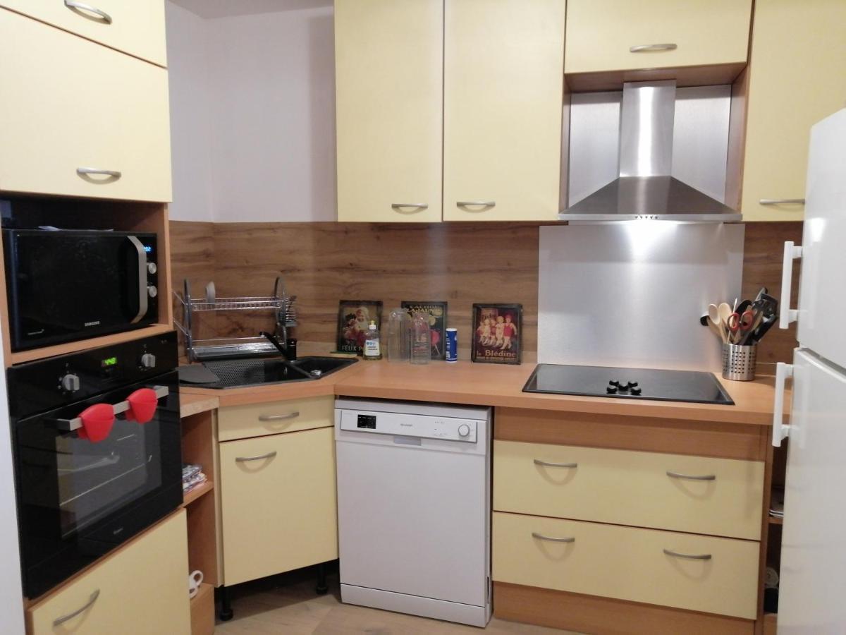 Logement Entier Spacieux Et Confortable A 1 H De Paris Courtenay  Buitenkant foto